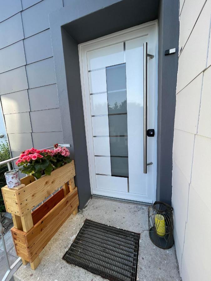 Apartment Mirabelle 2 Püttlingen Εξωτερικό φωτογραφία
